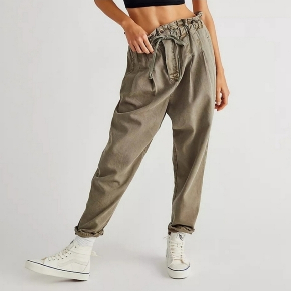 Free People Margate Olive Green High Rise Paperbag Pleated Trouser Pants - Picture 2 of 12